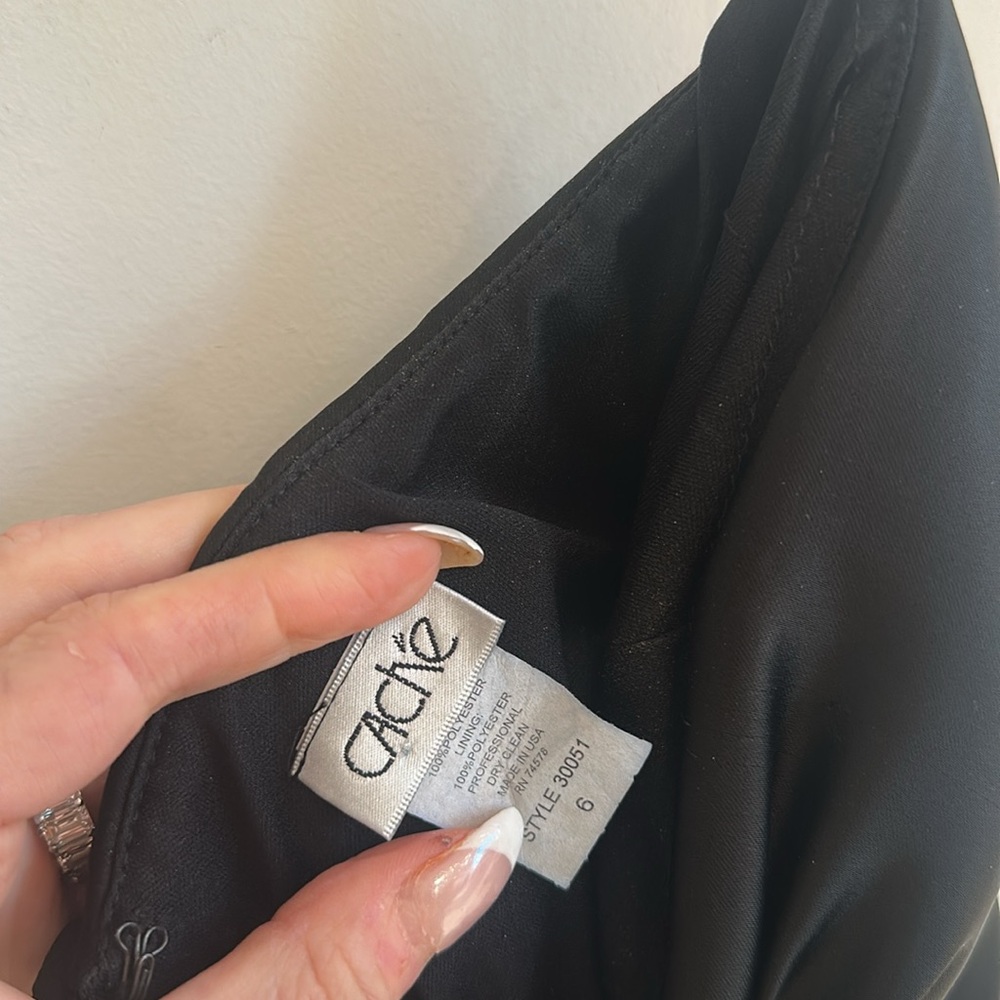 Cache Gown - Picture 8 of 12